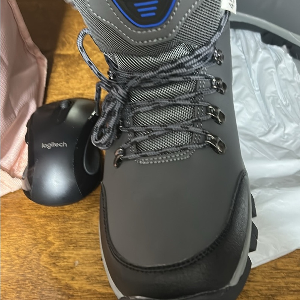 Men's Black and Gray Snow Boots